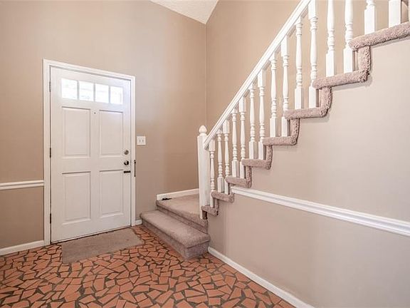 4th image of 2344 Sussex Ct