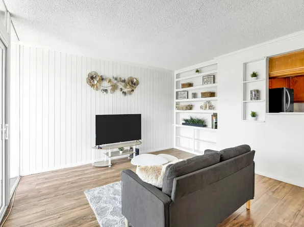 1160 S Walnut St, La Habra, CA