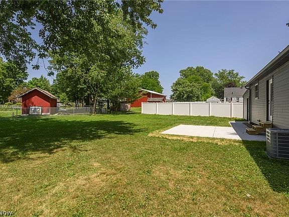 5th image of 519 W Fike Ave