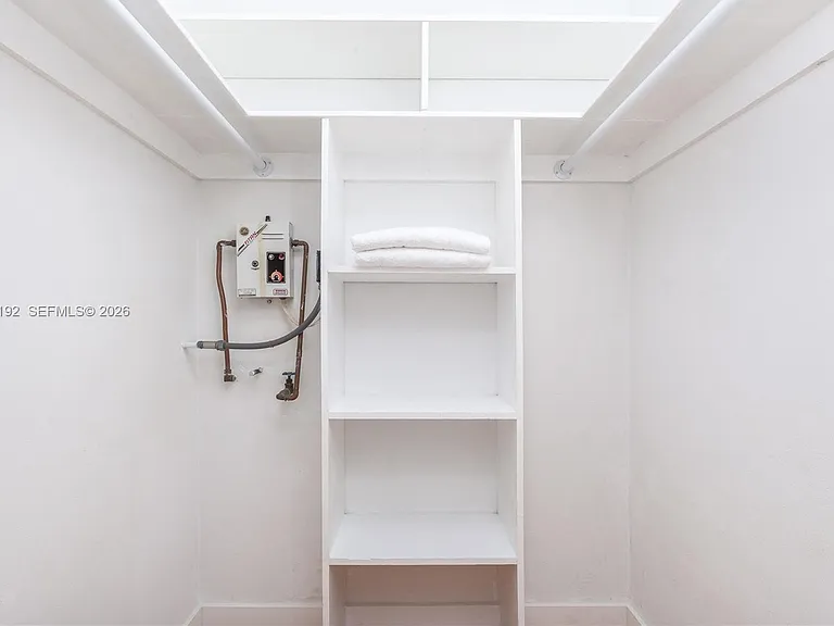 345 Michigan Ave #20 — Photo 9