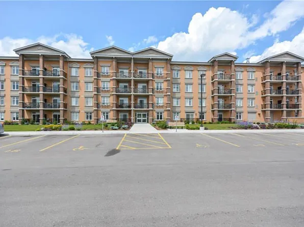 2 Colonial Dr, Guelph, ON N1L 0K8