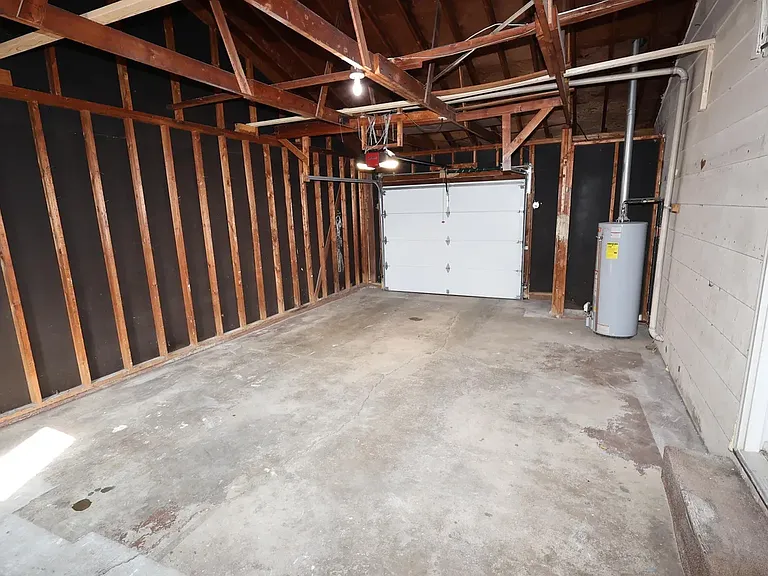 1845 Hass Dr — Photo 12