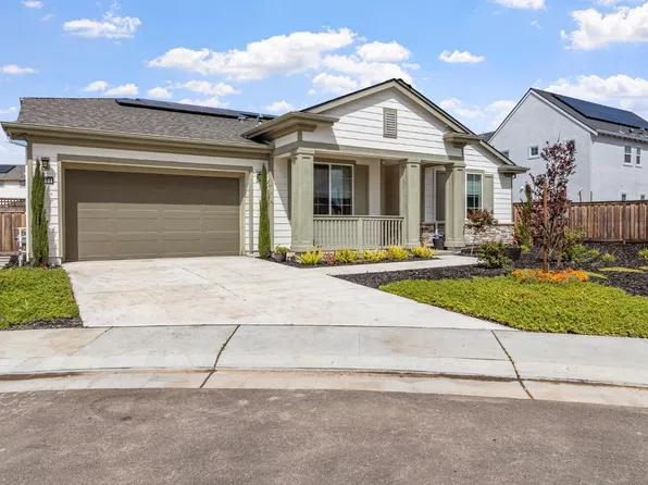 2901 Bassett Ct, Lathrop, CA 95330