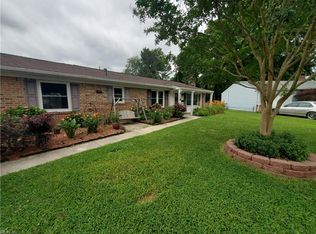 609 N Piping Rock Rd, Virginia Beach, VA 23452