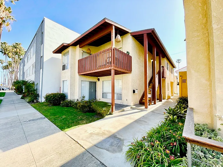 5958 E Naples Plz #NA — Photo 30
