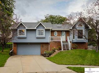 926 N 154th St, Omaha, NE 68154