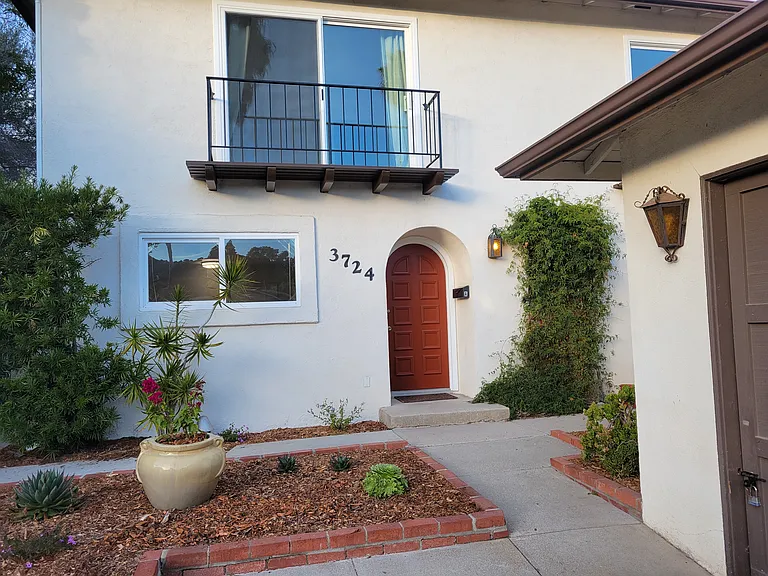 3724 Portofino Way — Photo 1