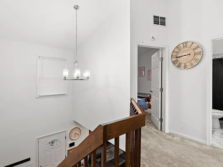 3218 Westdale Ct — Photo 17