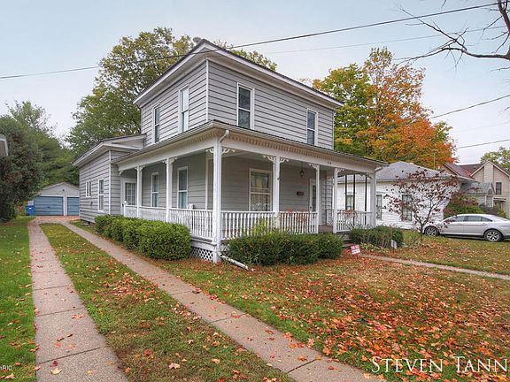 2nd image of 214 Orange St