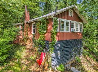 81 Cranmore Ln, Zirconia, NC 28790