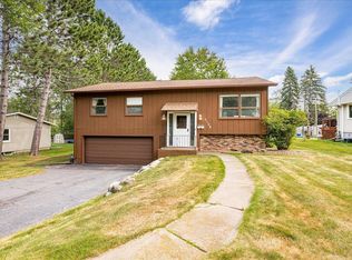 2128 Dunedin Ave, Duluth, MN 55803