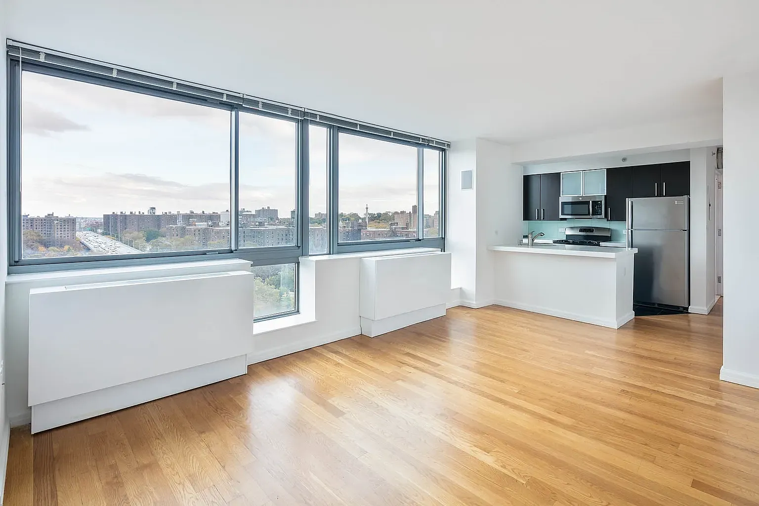 257 Gold Street — Photo 4