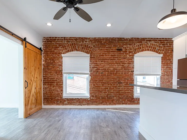3048 W 12th Street — Photo 32