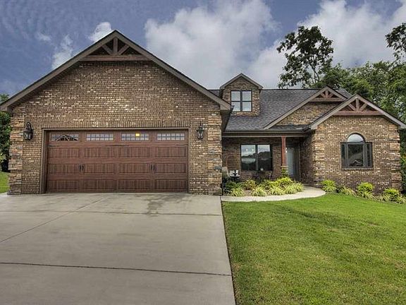 2nd image of 510 Katerina Dr