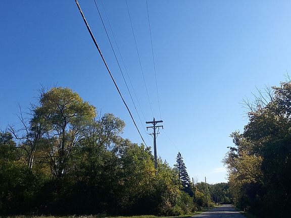 4th image of 3155 Kuehn Ave