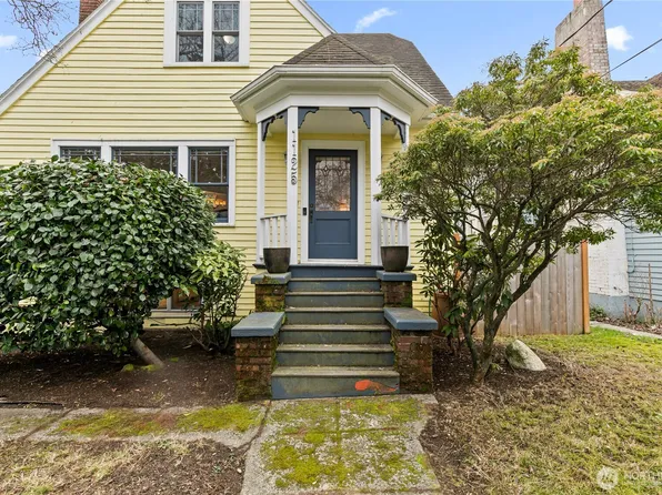 1125 N 77th Street, Seattle, WA 98103