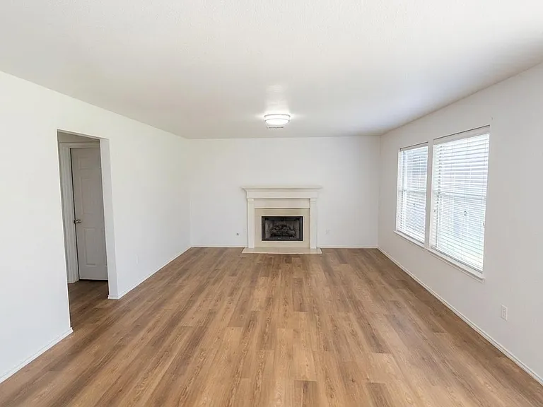 909 Settlement Cv — Photo 7