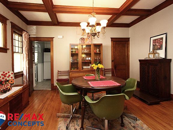 4th image of 2032 Worthington Ave