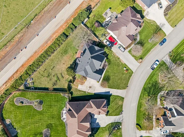 10421 Laurel Pointe Ln, Knoxville, TN 37931