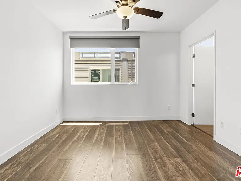 6021 W Beachwood Ln — Photo 15