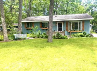 2885 Pine St, Lewiston, MI 49756