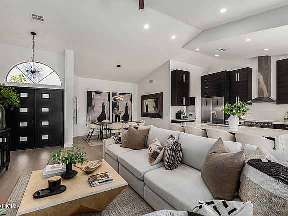 3rd image of 5239 E KATHLEEN Road