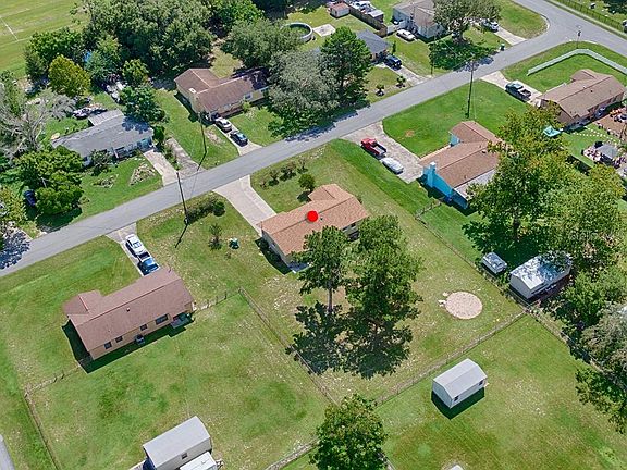 2nd image of 704 Maple Ave