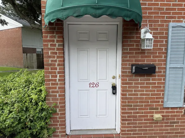 126 Short St, Beaufort, NC 28516