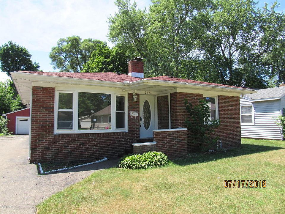 1st image of 256 Searles Ave