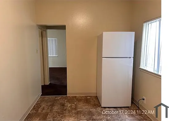 1 bed, 542 sqft, $1,874 — Photo 2