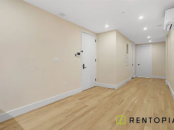 3rd image of 302 Graham Ave APT 1A