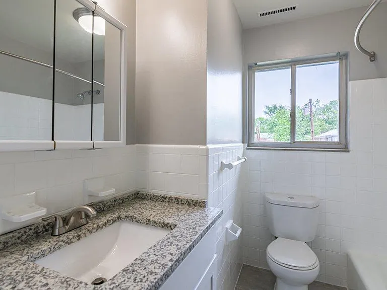 Tanglewood Terrace Apartment Homes — Photo 9