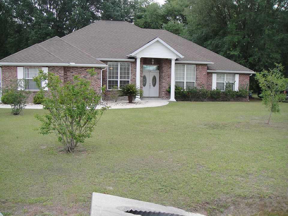 1st image of 416 SW Callaway Dr