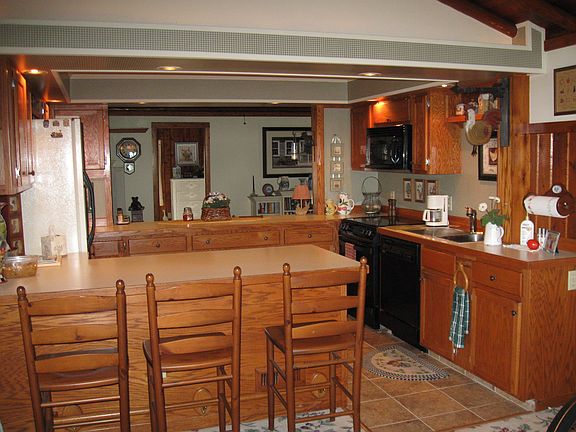 Kitchen with lots of storage