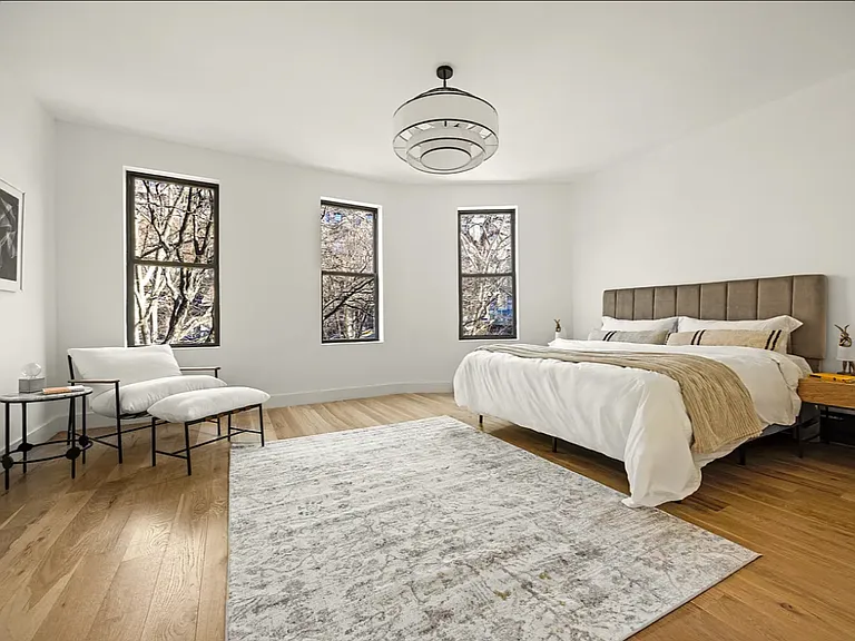 825 Riverside Dr #1 — Photo 9