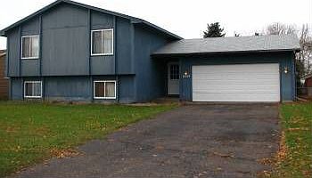5th image of 8409 Logan Ave N