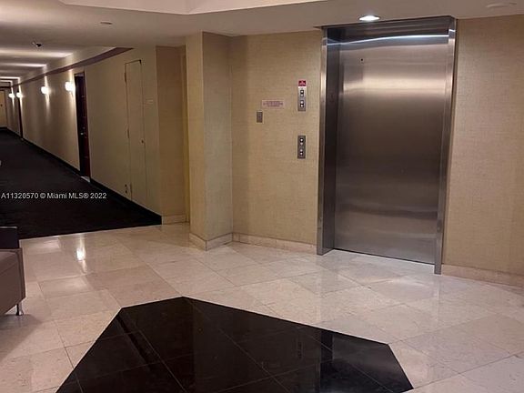 4th image of 3300 NE 191st St APT 615