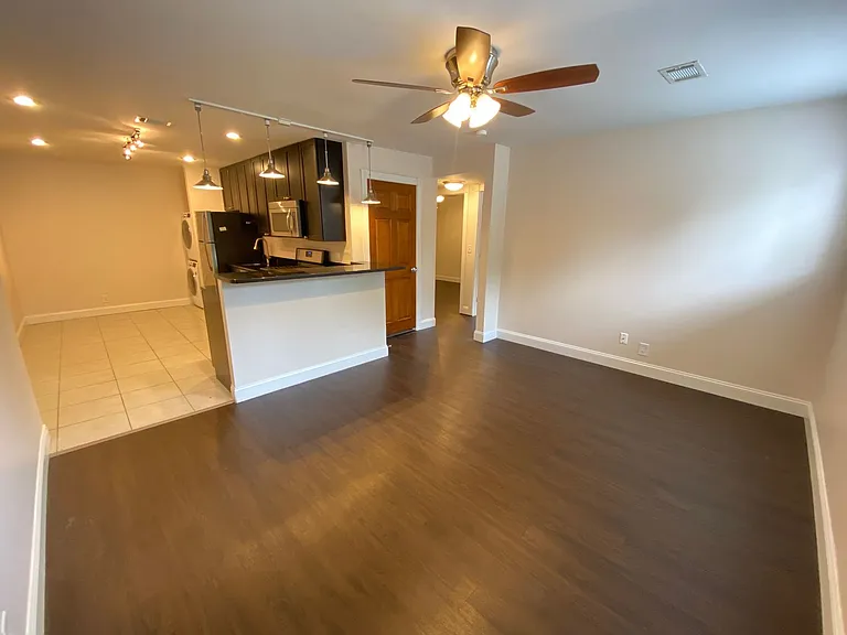 E 15th Ave 325 TPP — Photo 35