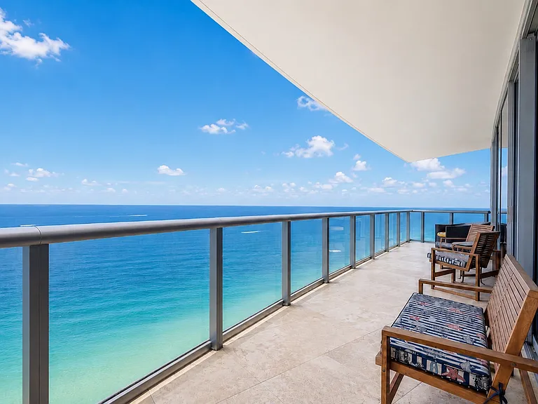 17001 Collins Ave #3402 — Photo 32