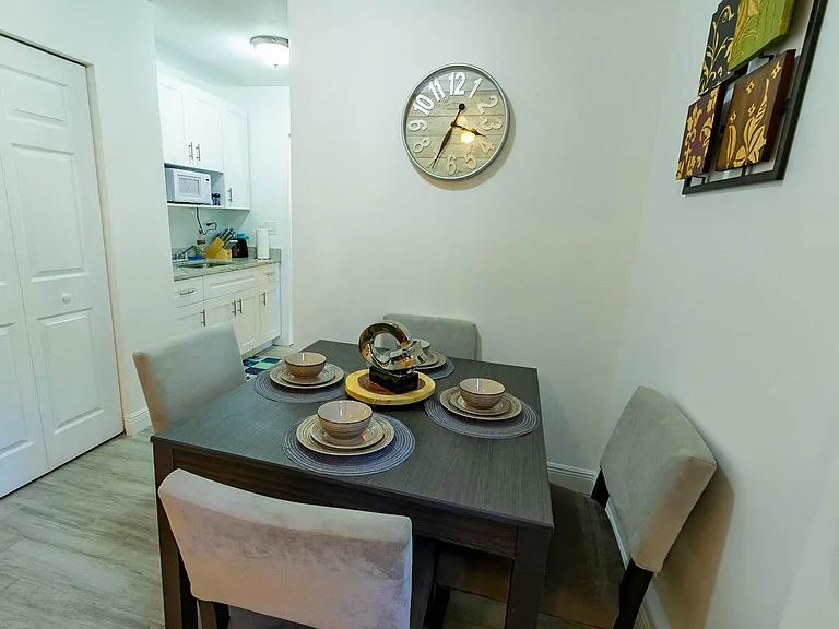 916 N Victoria Park Rd #2 — Photo 13