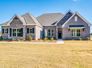 903 Dozier Rd, Wetumpka, AL 36093