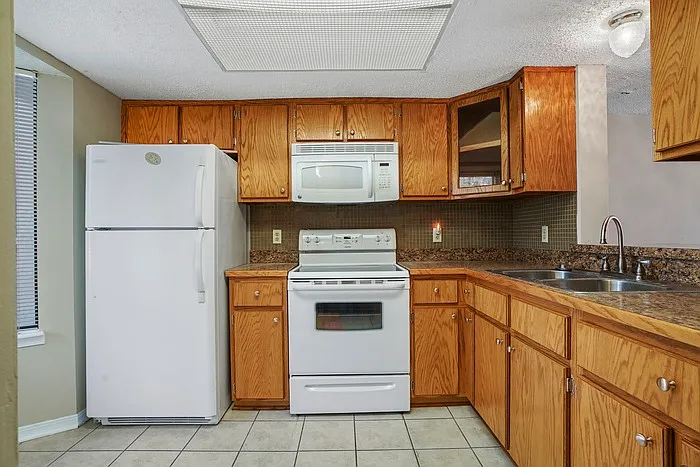 3517 Peeler Rd #23 — Photo 12