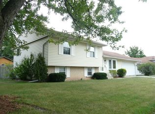 154 Meadows Rd S, Bourbonnais, IL 60914