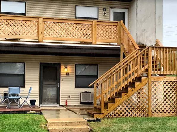 1334 W Wyomissing Ct, West Lawn, PA