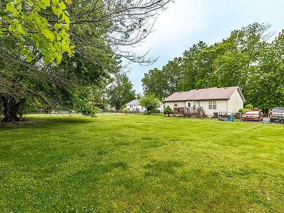 5th image of 125 Timberwood Dr