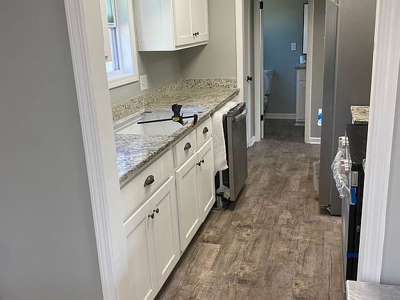 4th image of 37 Bearden Rd