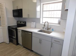 8393 SW 122nd St #8393, Miami, FL 33156