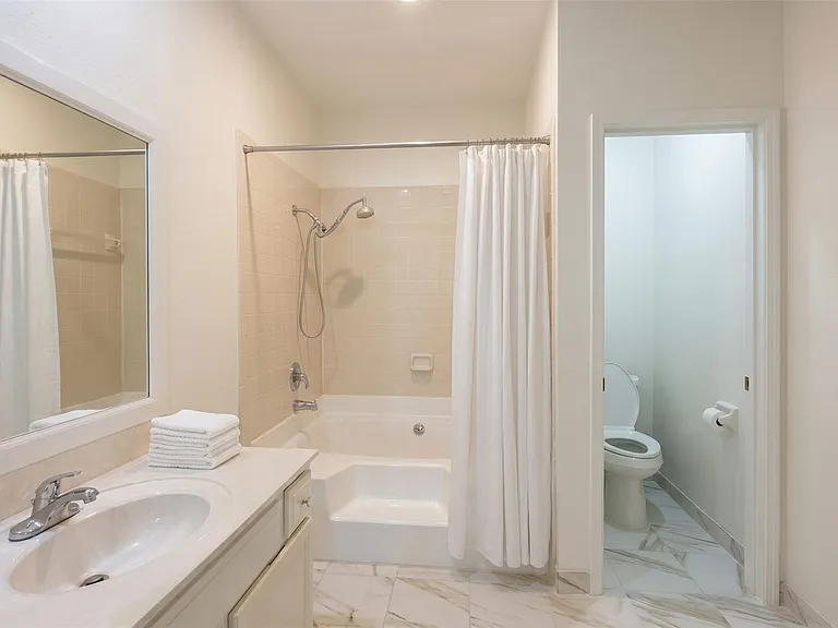 384 Wilcrest Dr #384 — Photo 14