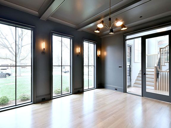 5th image of 5105 Woodland Ave