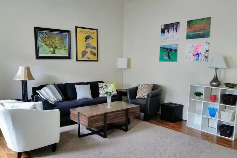 2 bed, 1.5 bath, 1200 sqft, $1,600 — Photo 4
